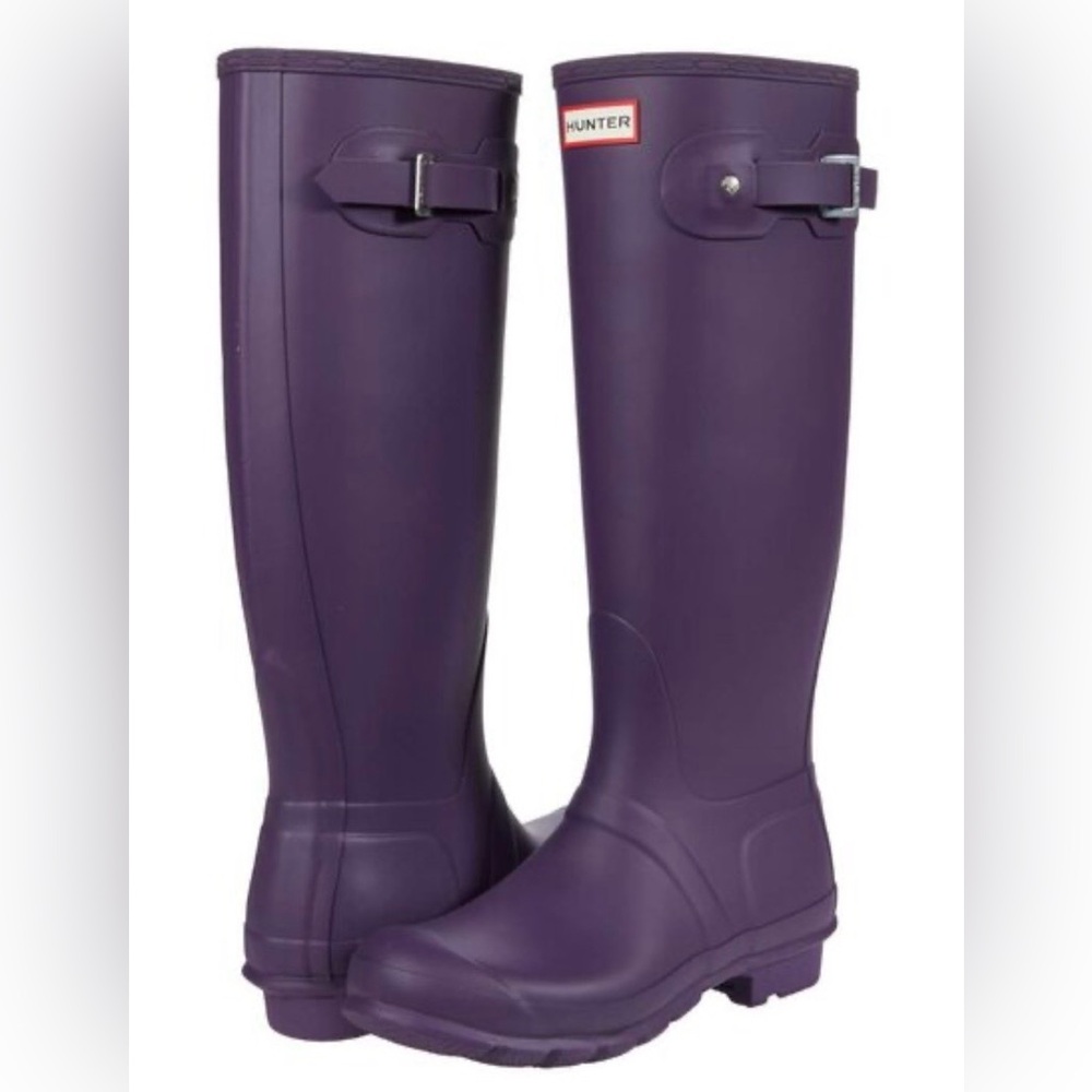 Hunter Women's Original Tall Rain Boots purple size 6 $190